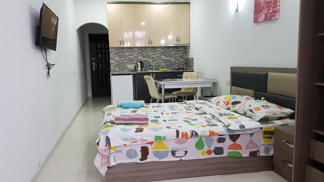 Sky-G Sea View Apartment Batumi Exterior foto